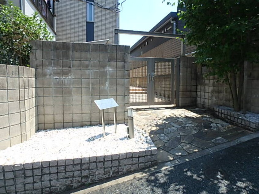 エントランス部分 RESIDENCEIKEBUKURO-EAST