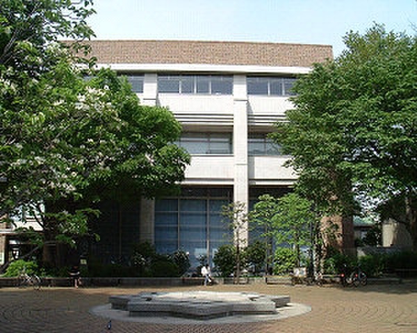 中央図書館(図書館)まで160m 寿美屋マンション