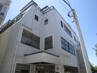 メゾンホワイト