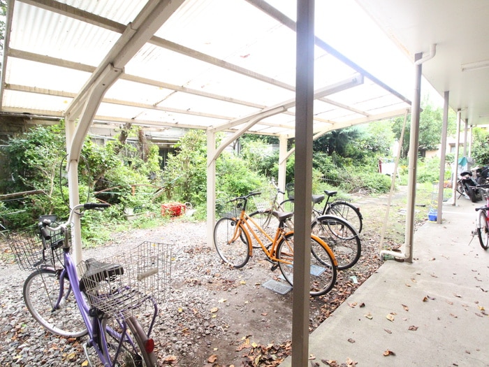 駐輪場 アメニティ－ハウス