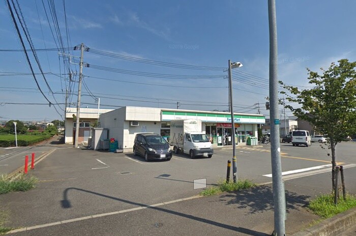 ファミリーマート 入間下藤沢店(コンビニ)まで650m ルミエ－ル