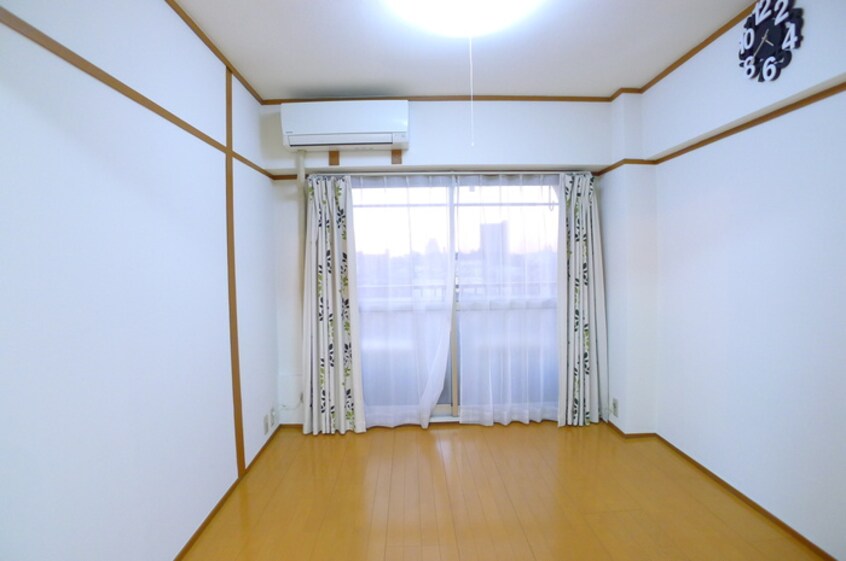 居室 サニー松戸(614)
