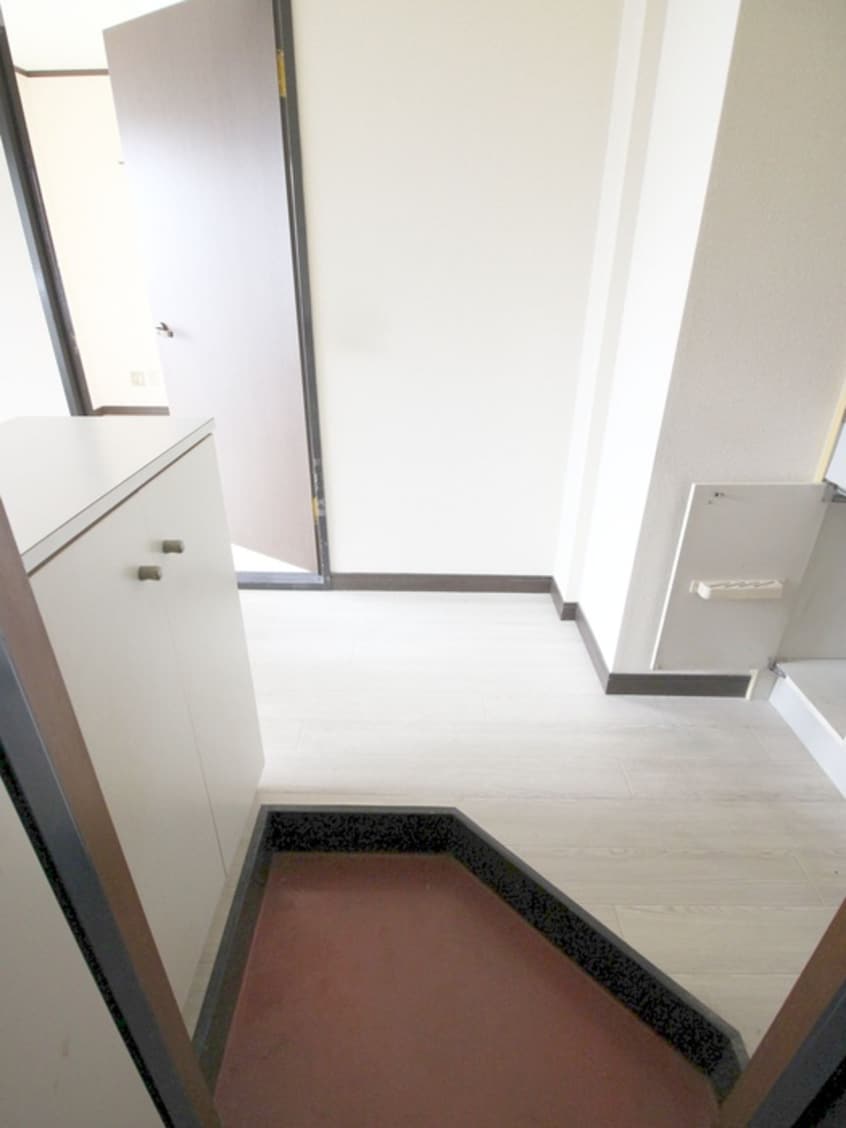 玄関 光ルミナース