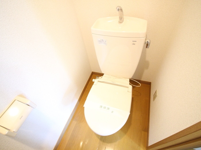 トイレ ドゥエ　フェリーチェ