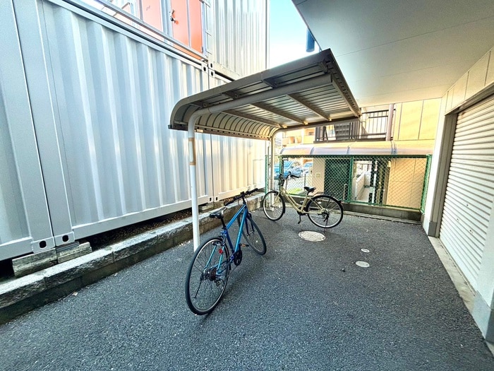 駐輪場 カペ・ディアム