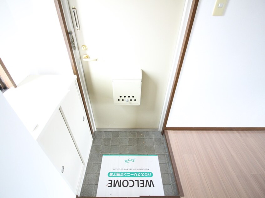 玄関 ヒルズ梅野