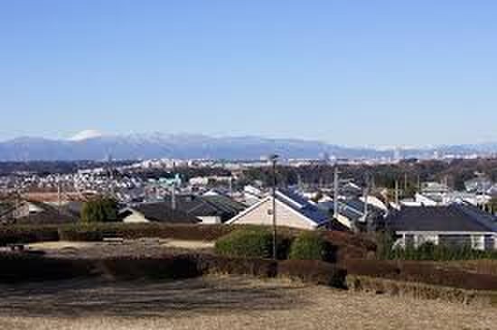 月出松公園(公園)まで909m ヒルズ梅野