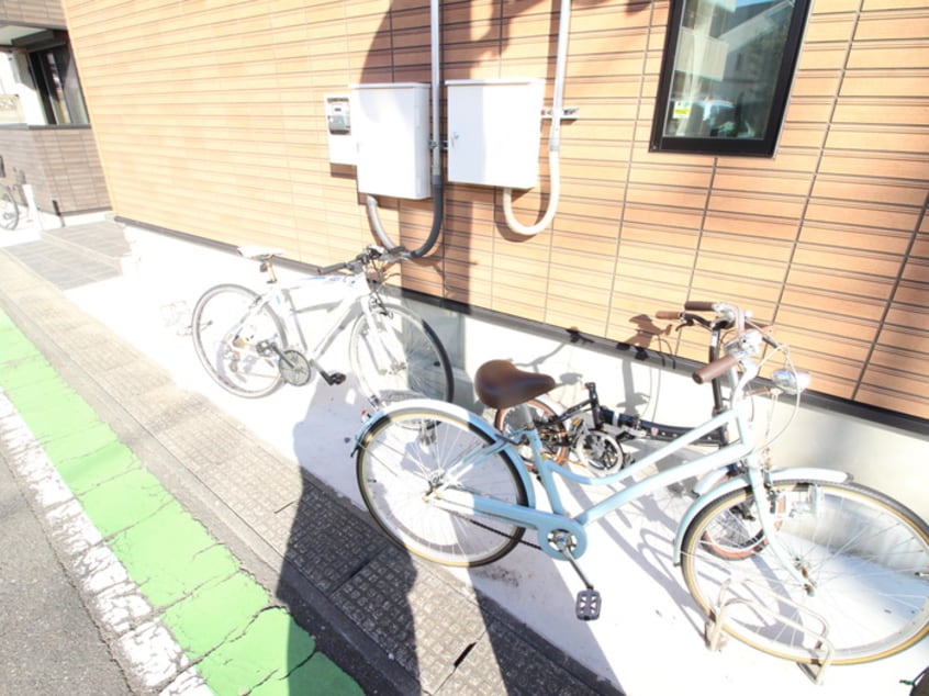 駐輪場 クレア宮原