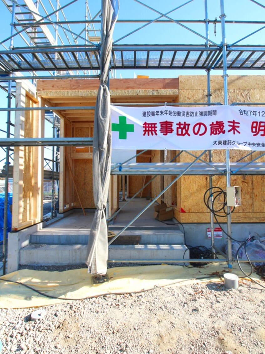 エントランス部分 仮)コリーヌ・ブリズⅢ