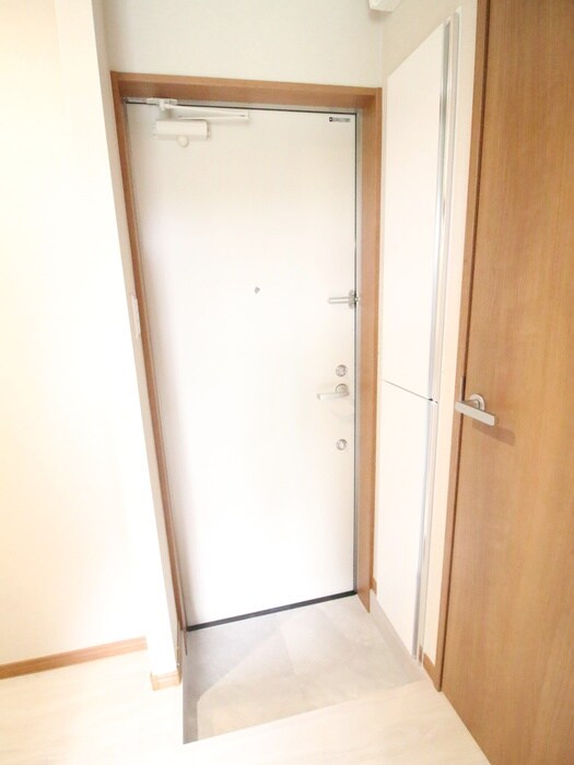 玄関 Ambition古千谷本町