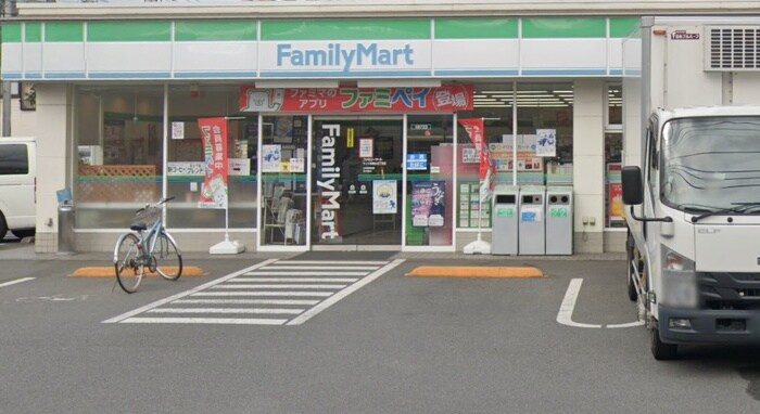 ファミリーマート 町田多摩境店(コンビニ)まで623m プランド－ル