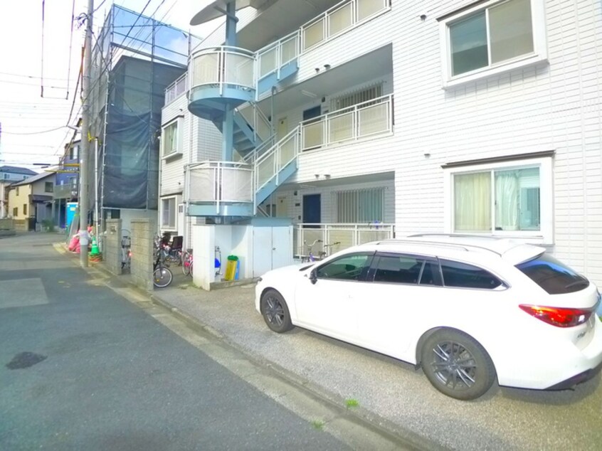 駐車場 サンライズ中川