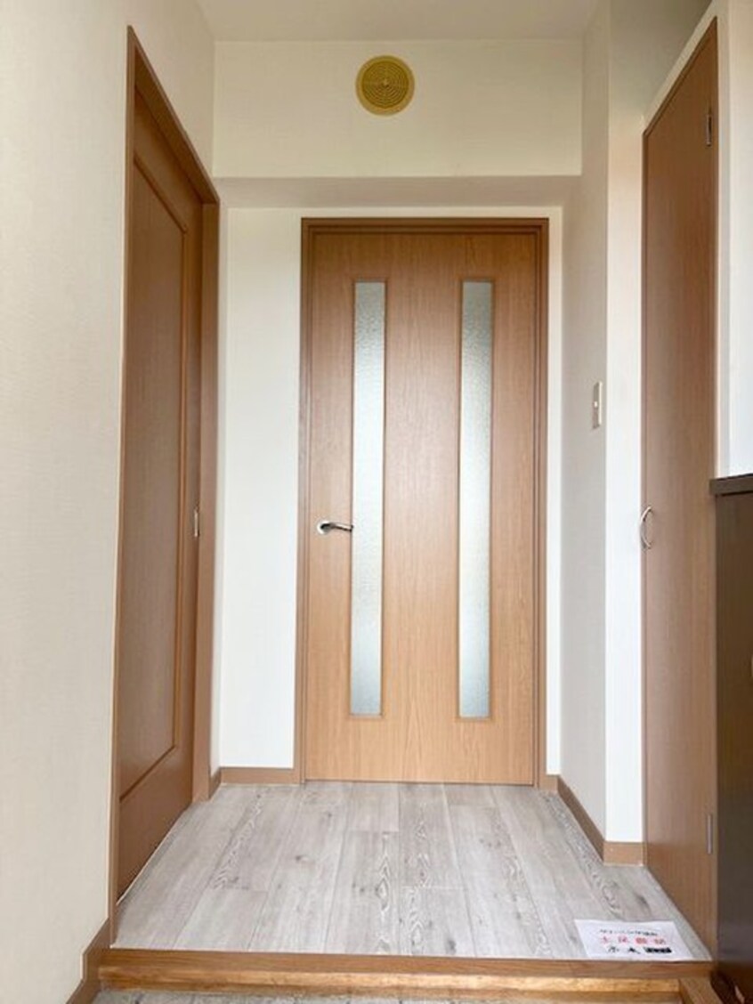 廊下 フリーデンハイム立野際