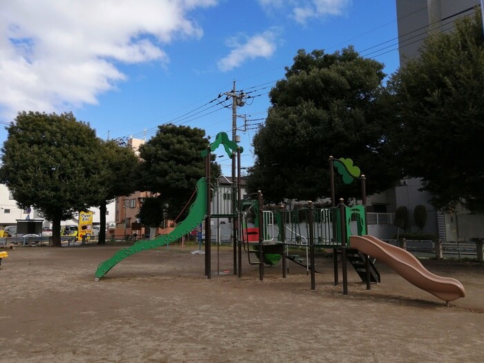 仁志児童公園(公園)まで270m フリーデンハイム立野際