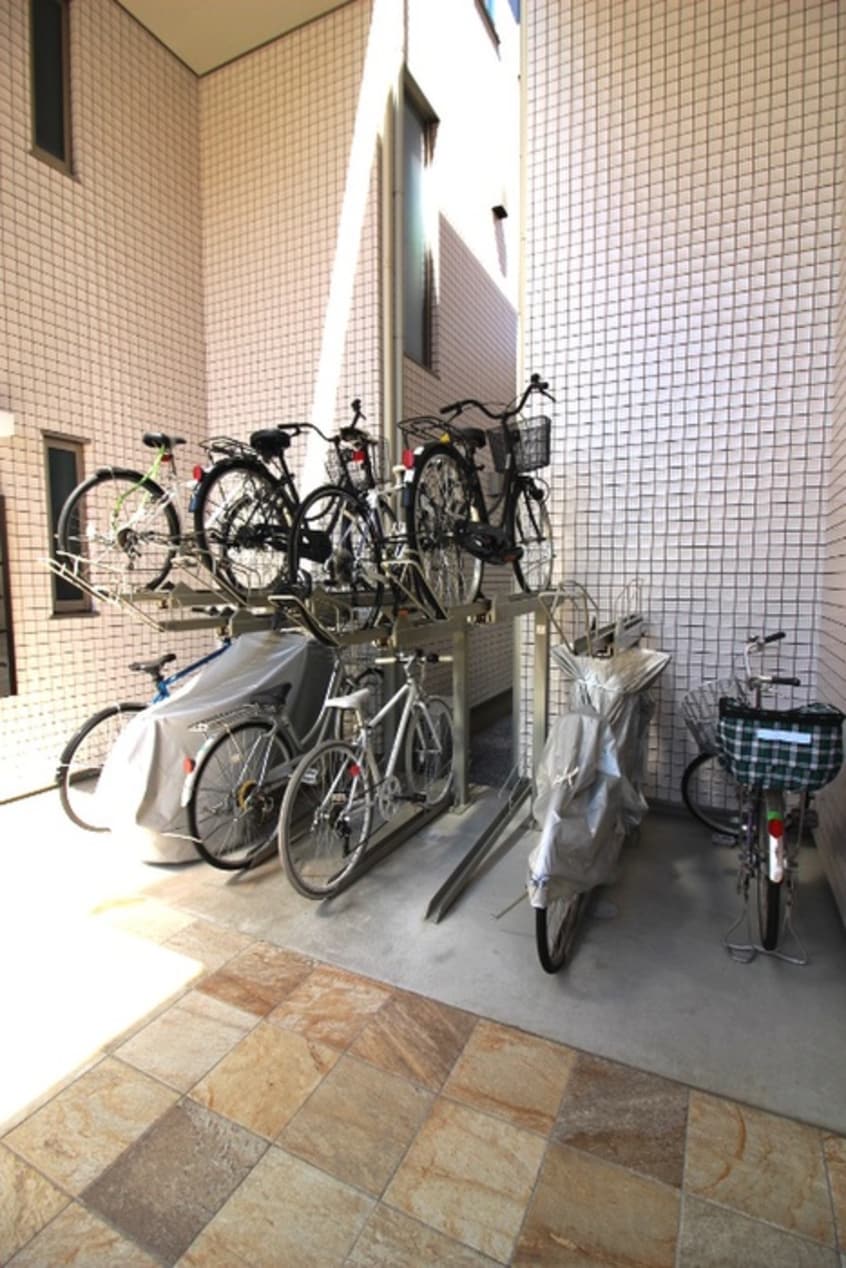 駐輪場 ウイングＡ