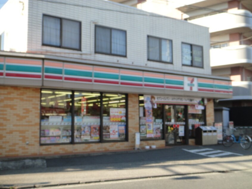 セブンイレブン 南町田店(コンビニ)まで61m スタジオ　アルファ