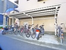 駐輪場 小暮ビル