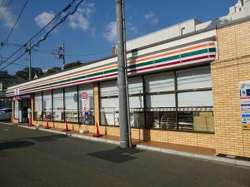 セブンイレブン帷子町2丁目店(コンビニ)まで240m シャルム月見台