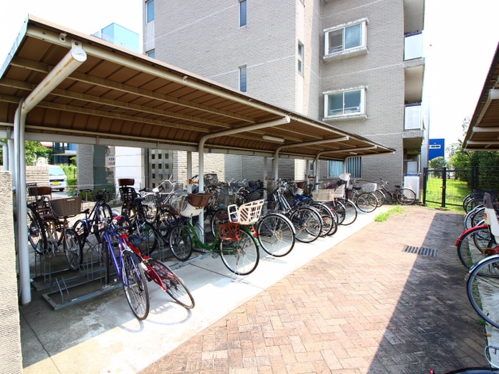 駐輪場 ヴィラ宮ノ下