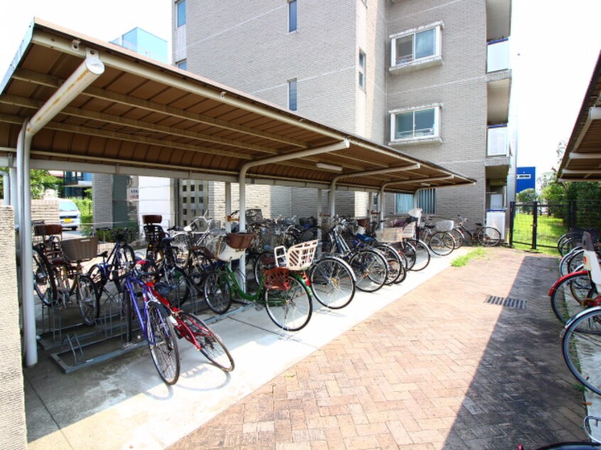 駐輪場 ヴィラ宮ノ下