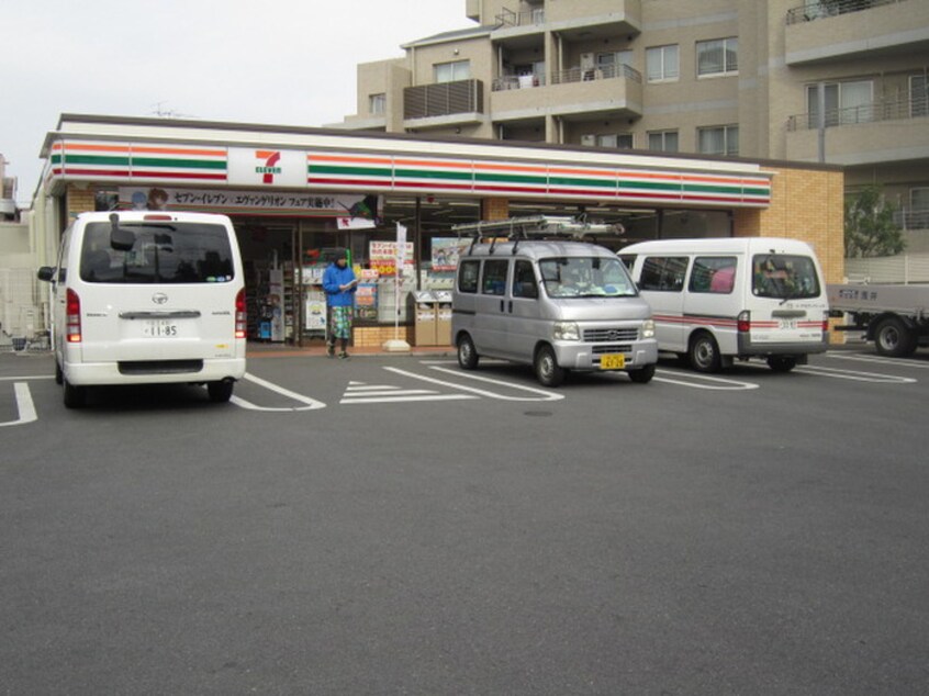 セブンイレブン狛江駅南店(コンビニ)まで159m ロゼ・ゴ－ルドハイツ