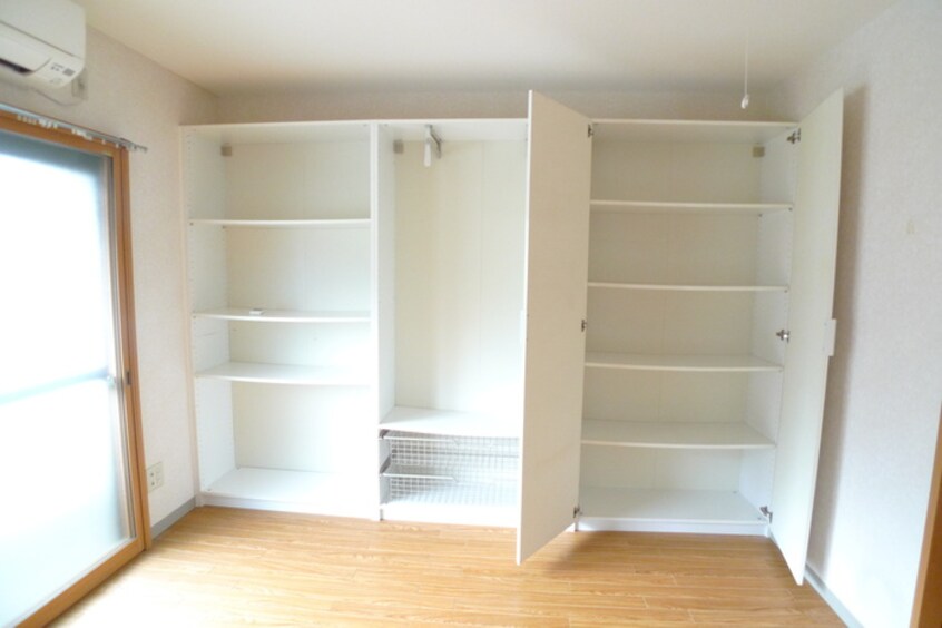 収納 フラワーハイツA