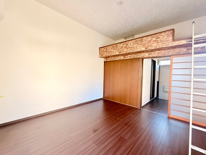 居室 ア－バンハウス