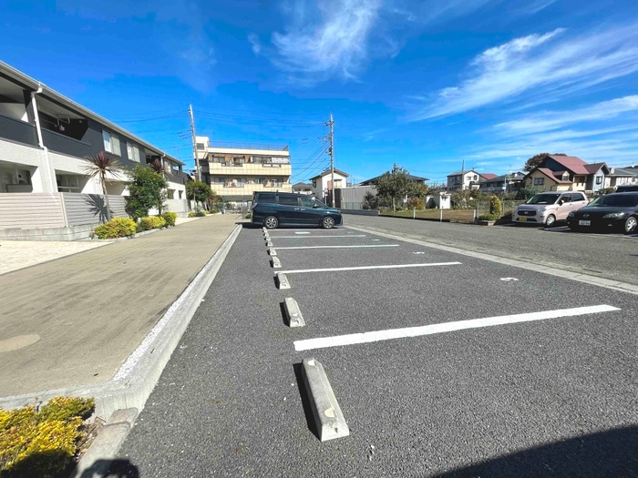 駐車場 レピナールＦ