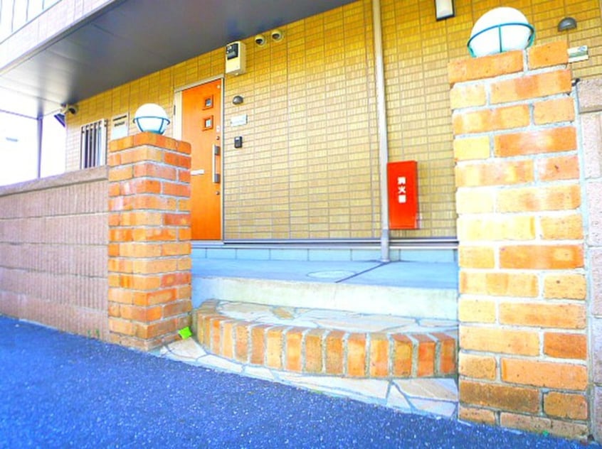 エントランス部分 ソレジオ 藤原