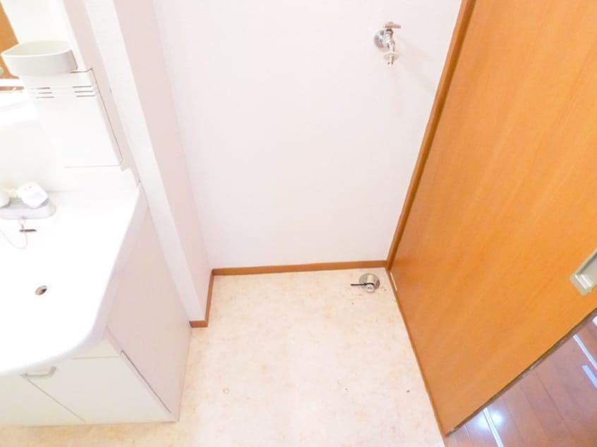 洗濯機置場 ソレジオ 藤原