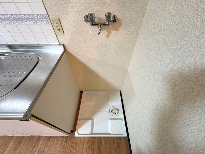 洗濯機置場 上落合ハイツ（708）