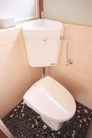 トイレ コーポ高英