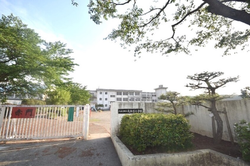 八王子市立弐分方小学校(小学校)まで305m 三浦貸家