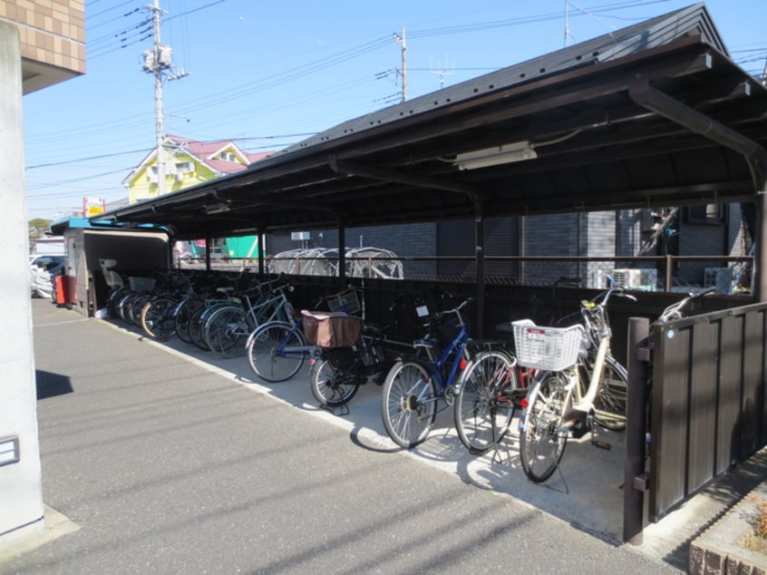 駐輪場 スタ－ブルマンション春日部
