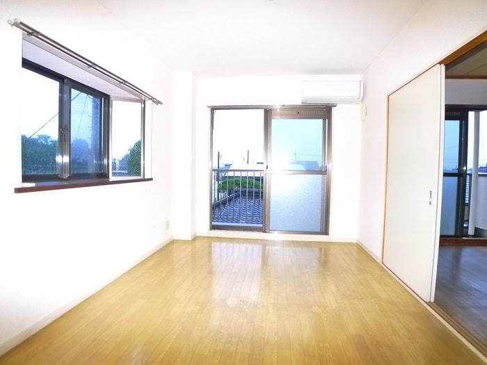 居室 キャッスル　イン