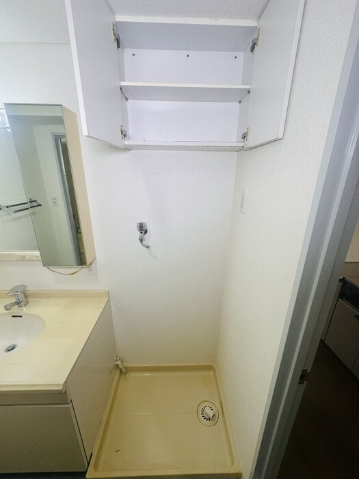 洗濯機置場 メゾンドラフィネ宮下