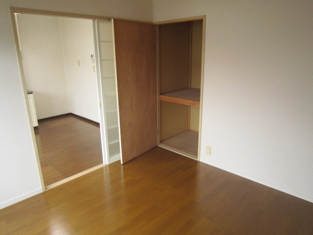 居室 光喜ハイツＢ棟