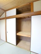 収納 武蔵村山貸家