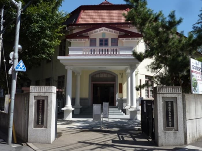 日本獣医生命科学大学(大学/短大/専門学校)まで750m Ｌａ　Ｆｏｎｔａｉｎｅ　Ｒｏｉ