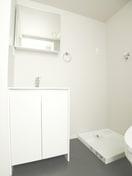 洗濯機置場 レオーネ南柏