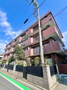 ドミノ吉敷マンション（１０３）の外観