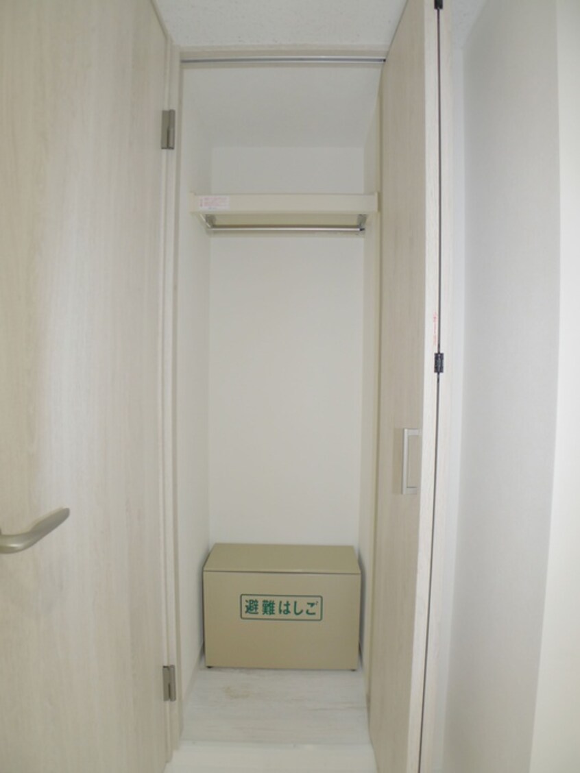 収納 カーサムジカ北千住