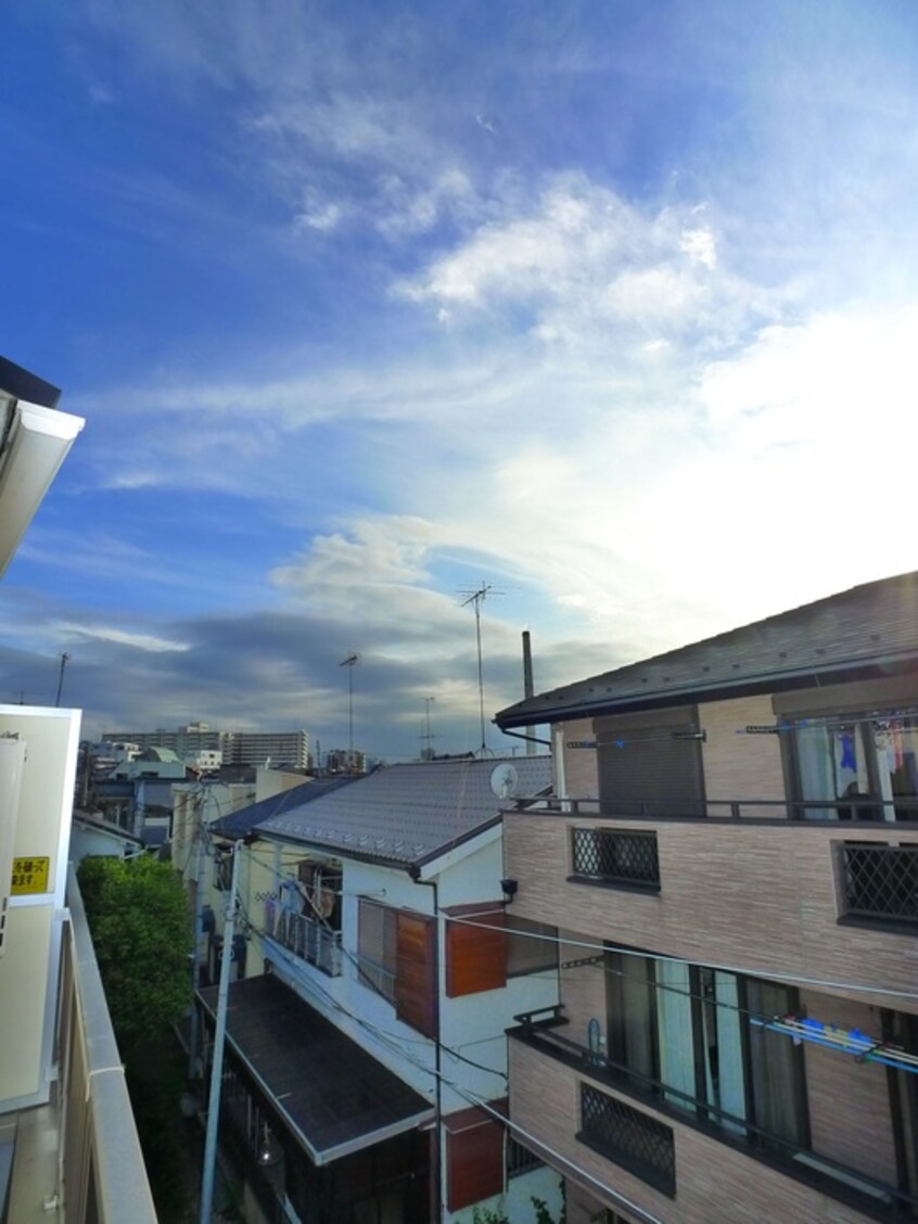 室内からの展望 ミレアビターレ北千住