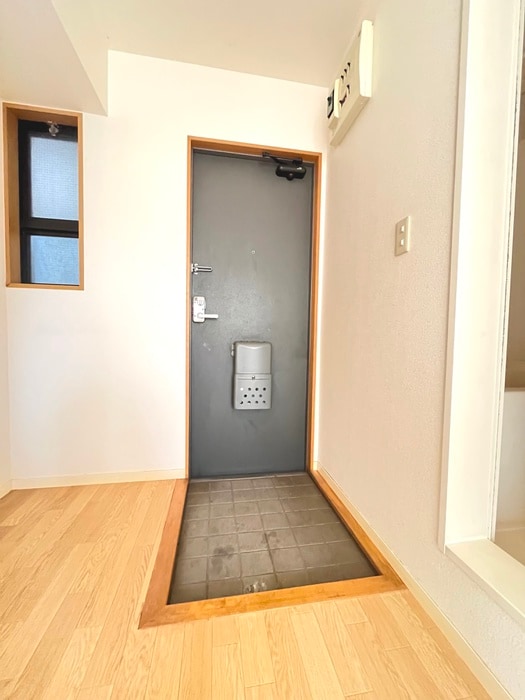 玄関 第５メゾン