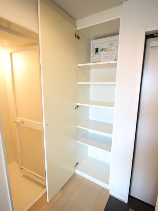 靴箱 アートヒルズ横浜Ｂ棟