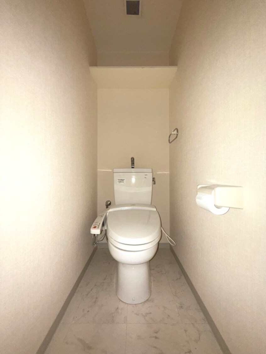 トイレ Ａｌｌｉｅ　ｓ　Ｍｅａｄｏｗ