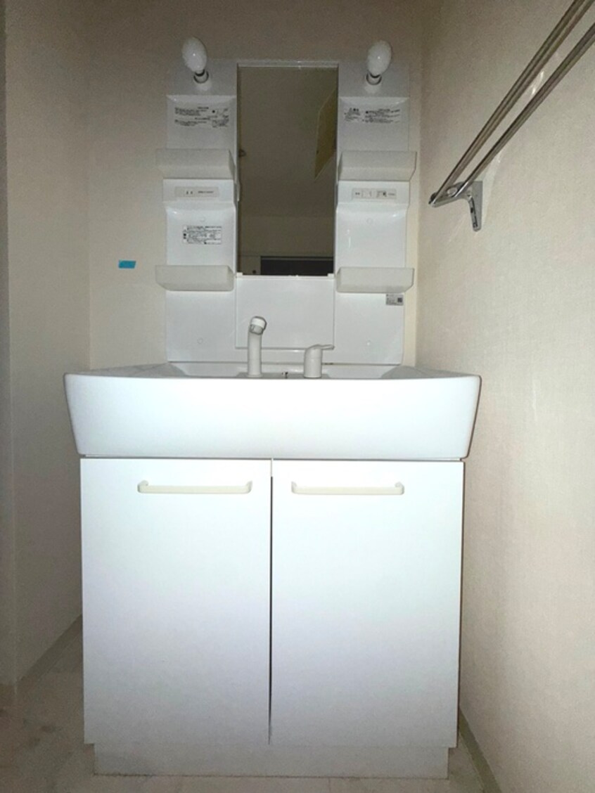 洗面 Ａｌｌｉｅ　ｓ　Ｍｅａｄｏｗ