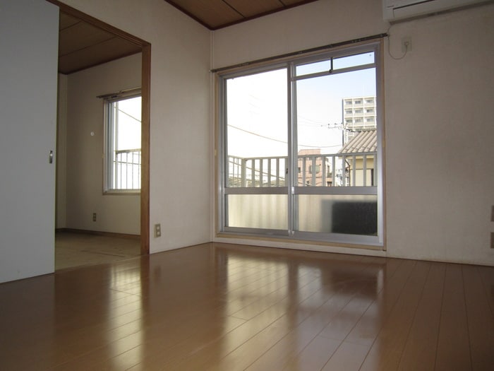 居室 グリ－ンハイツ