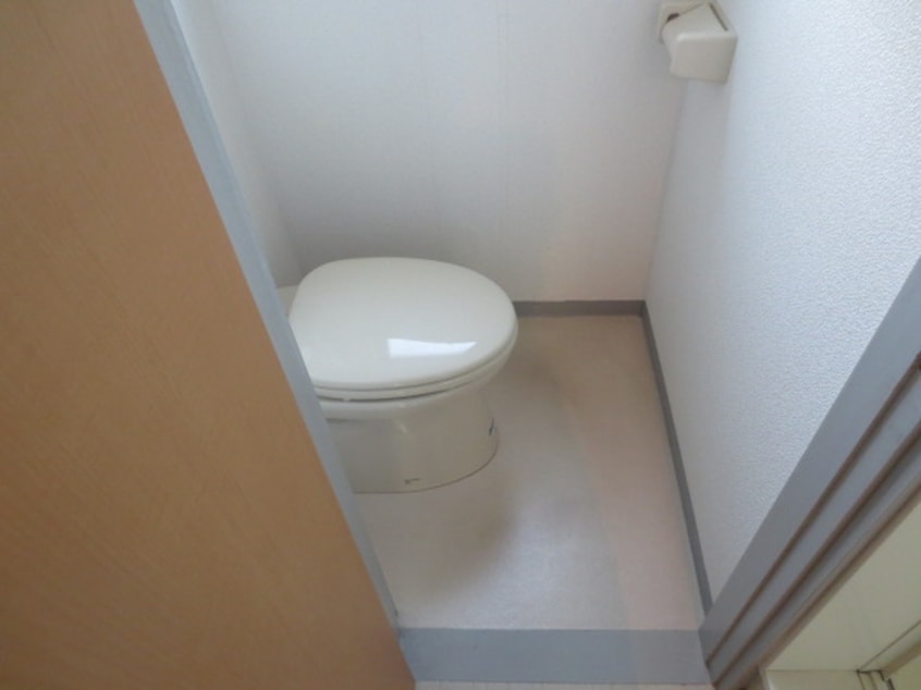 トイレ ハイツサンエイ