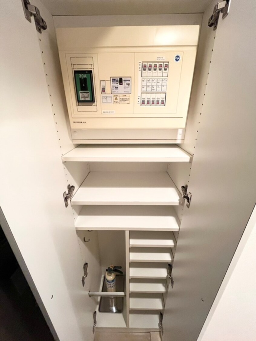 靴箱 プラウドフラット神楽坂